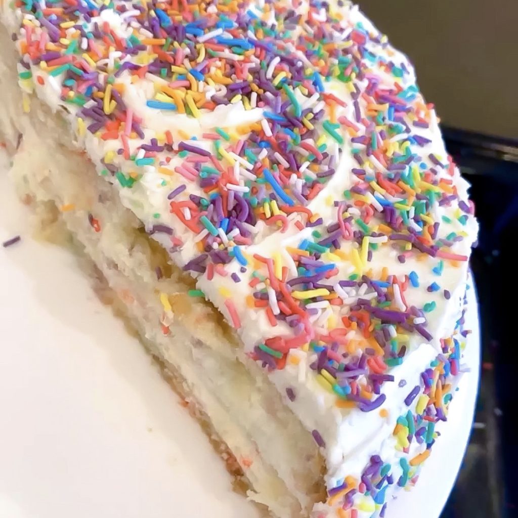 recipe | vanilla sprinkle cake